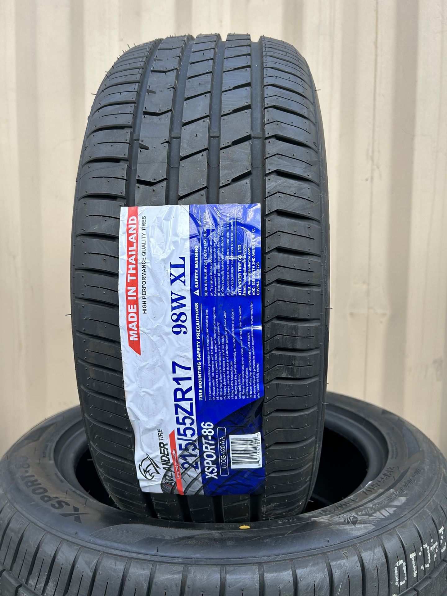 BRAND NEW SET OF TIRES 215/55r17 215/55/17