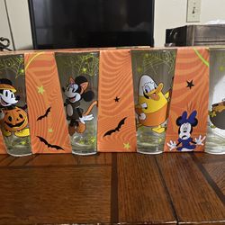 DISNEY Halloween Glass Cups