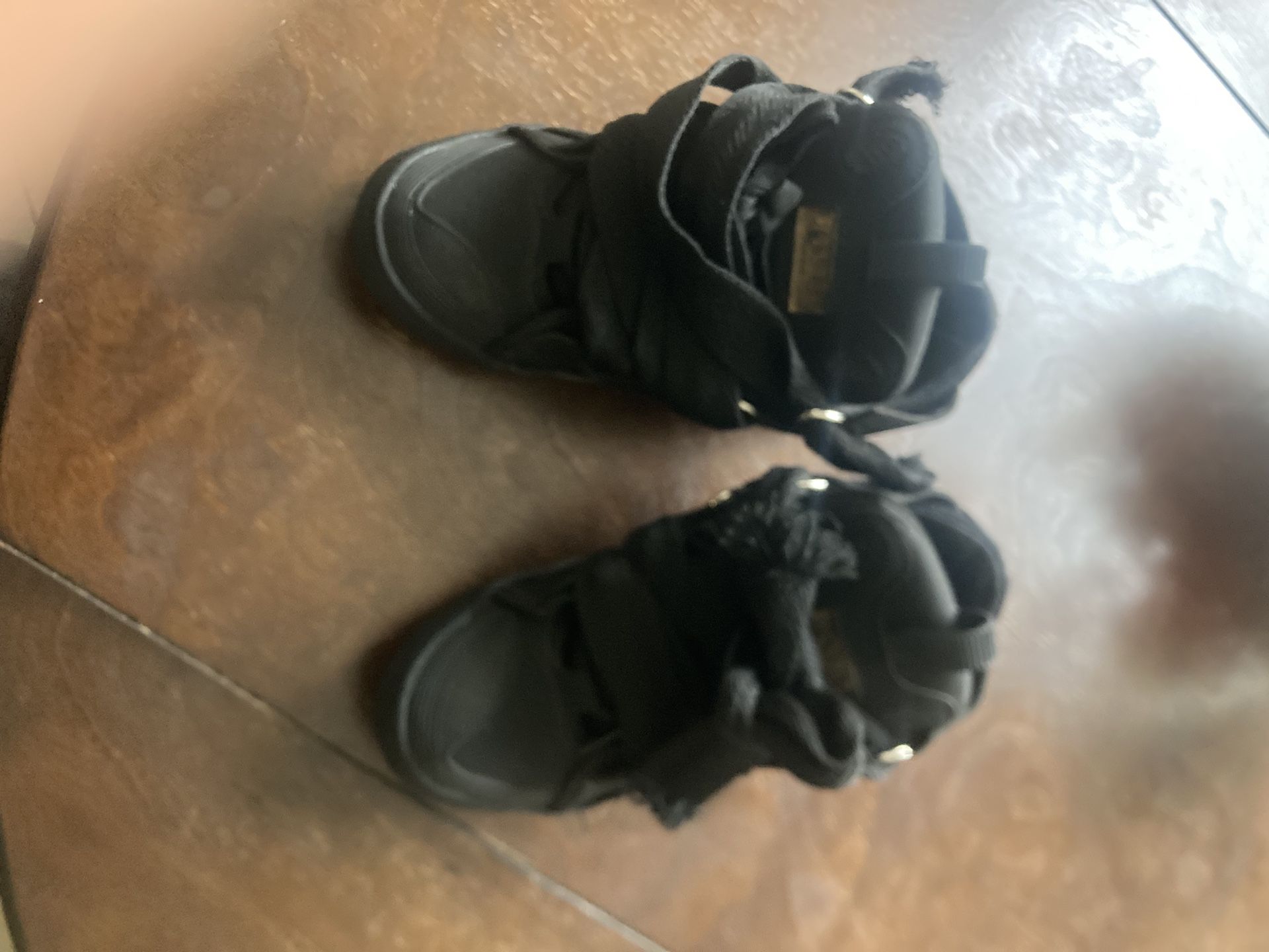 Lanvins All Black Size 8
