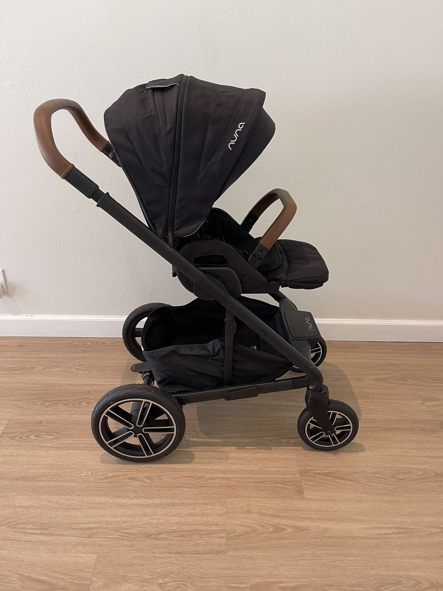 Nuna Mixx Next Stroller - Caviar Color (Black)