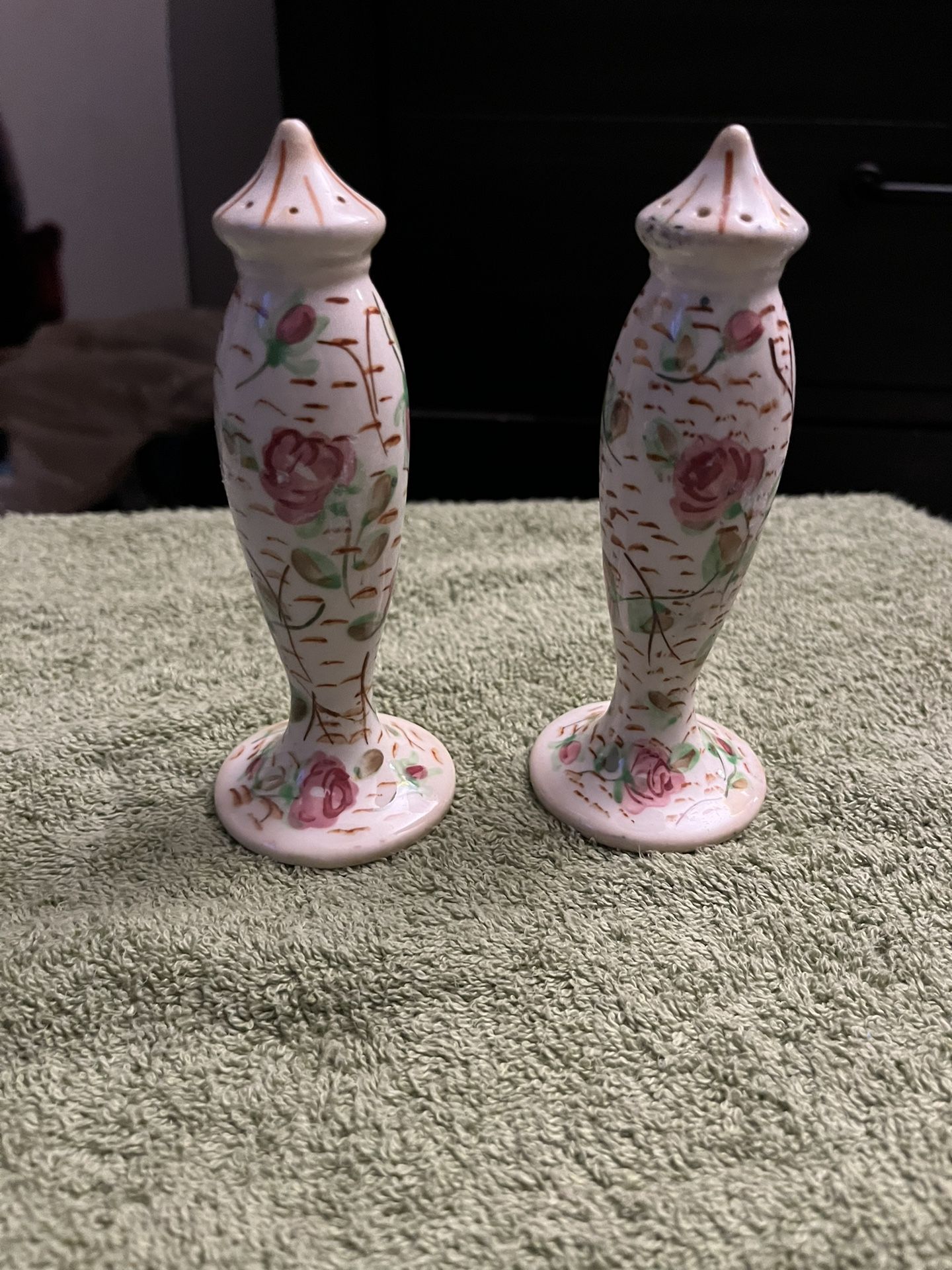 Vintage Salt And Pepper Shakers