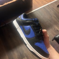 Nike Dunks Size 9 1/2 Read Description 