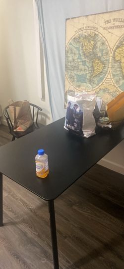 Black dinning table