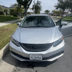 Honda Civic 2015 (silver)