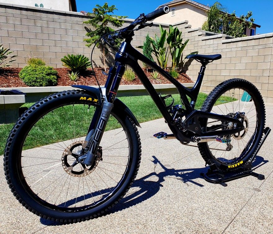 2022 Evil Offering Large Mountain Bike 