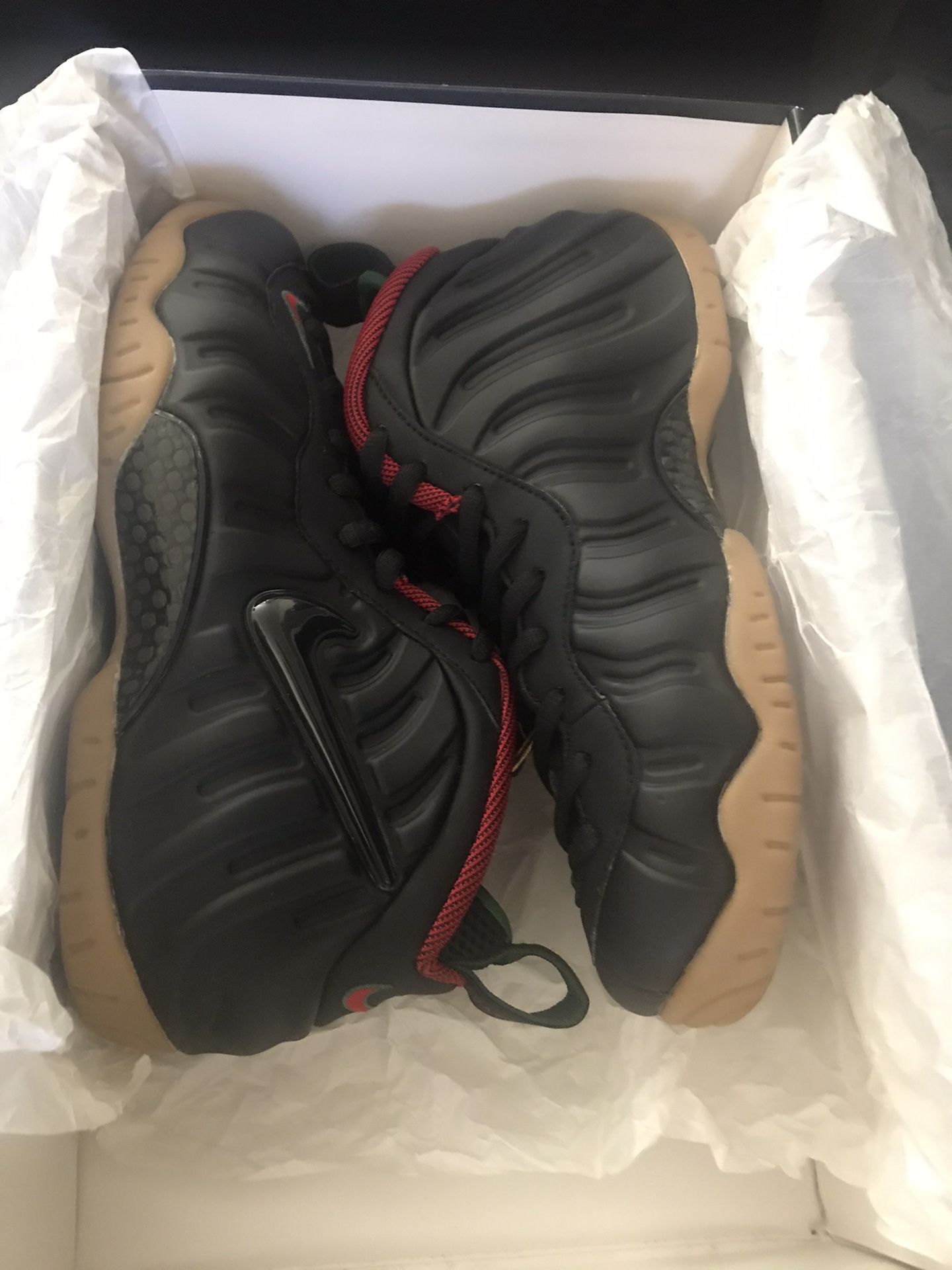 Gucci foamposite size 8.5 very nice shoes asking 350$ serious buyer only