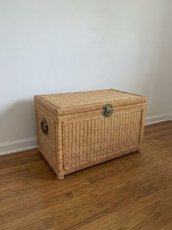 Vintage woven wicker chest