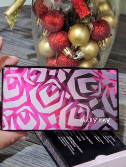 Mary Kay Perfect Pallette Pink Roses