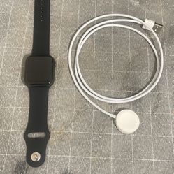 Apple Watch Series 5 44M