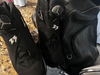 Jordans Shoes For Sale Worn Less Than 2 Times