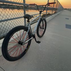 subrosa bmx bike, 26in looking to trade or sell