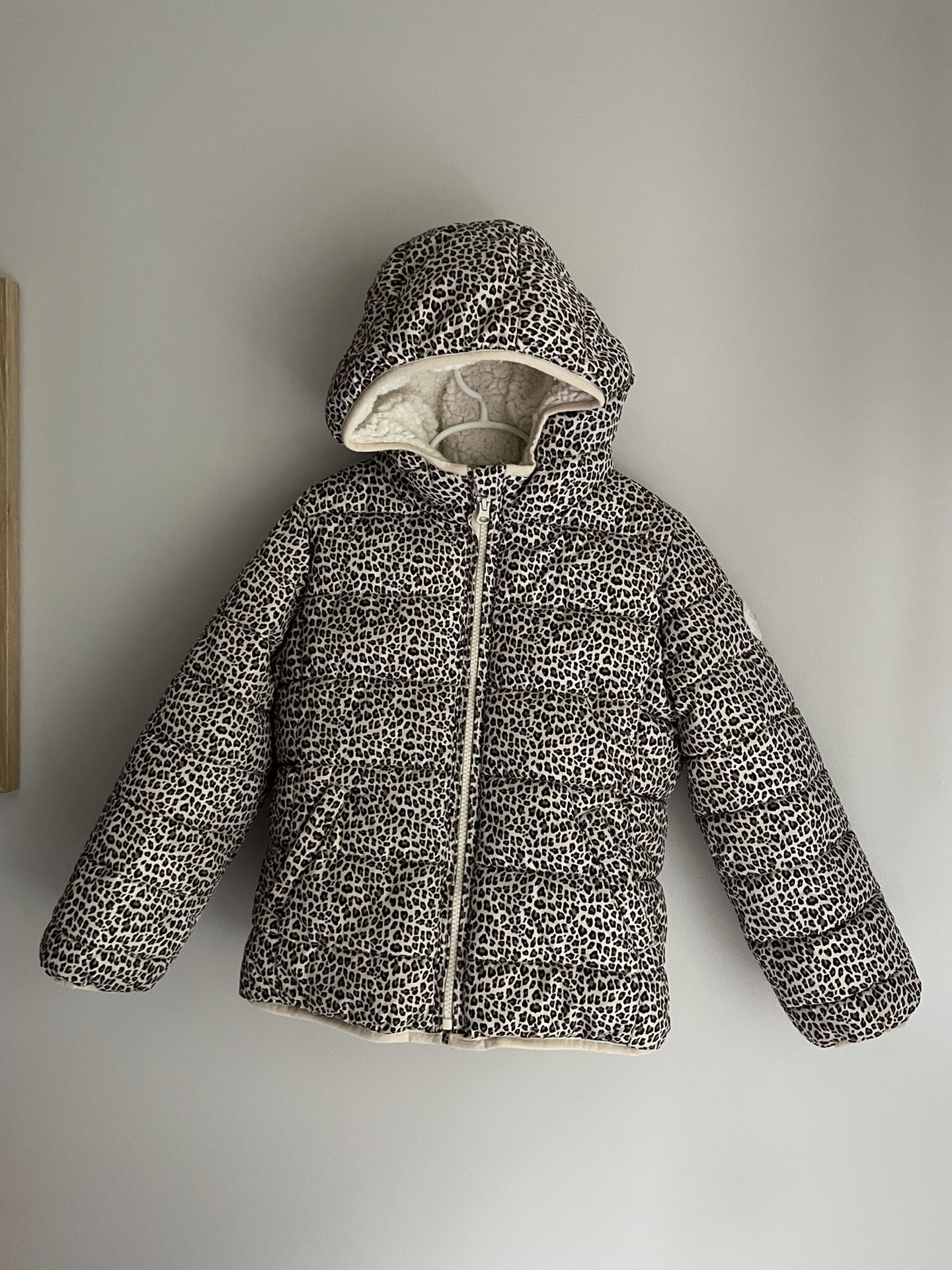 Gap Kids Girls Size Small 6/7 Winter Puffer Jacket Coat Sherpa Lined Heavy Duty Warm Cheetah Print