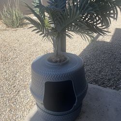 Hidden Cat Planter Litter Box