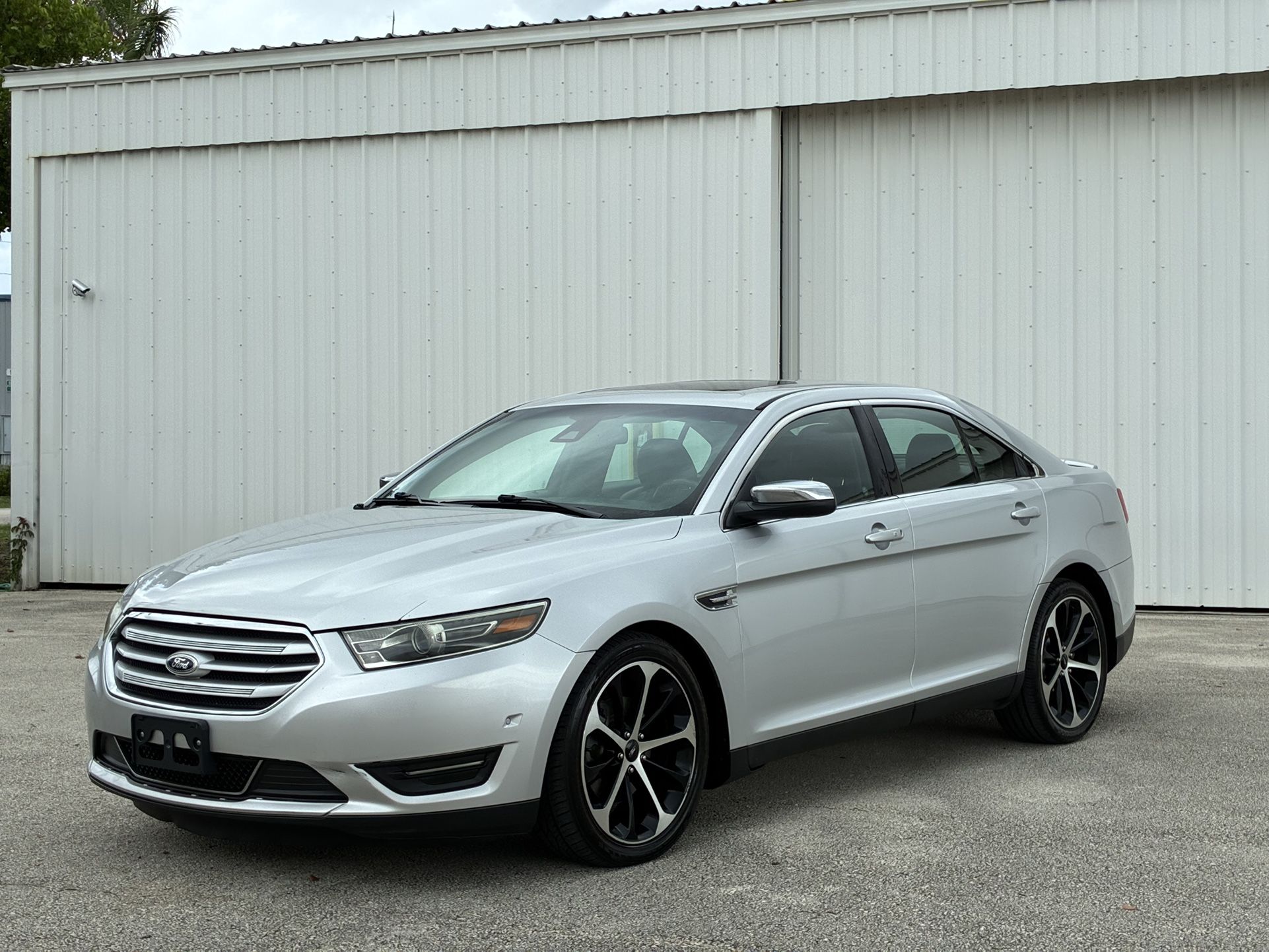 2015 Ford Taurus