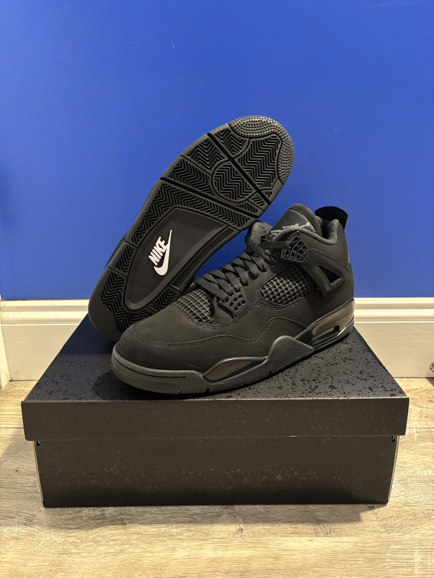 Jordan 4 “Black Cat” (2025) Size 13M