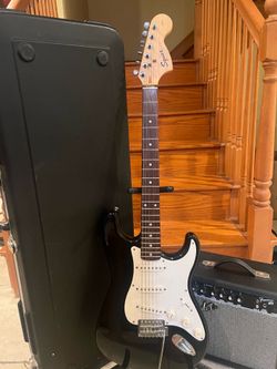 Squier Affinity Stratocaster w/ Hardshell Case, Fender Amp