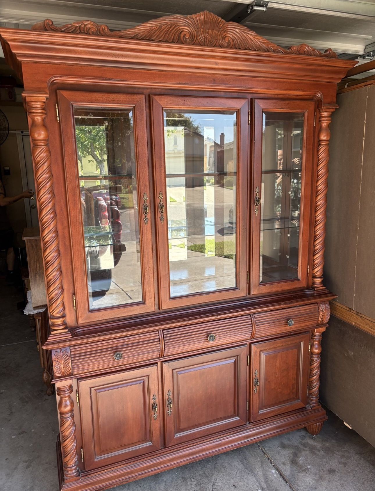 China Hutch / Storage Cabinet