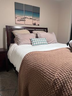 Queen size bed with frame/headboard and matching dresser