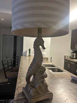 Seahorse Lamp 
