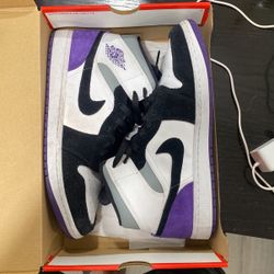 Jordan Mids 11.5
