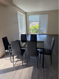 Glass Table w/ 6 Chairs