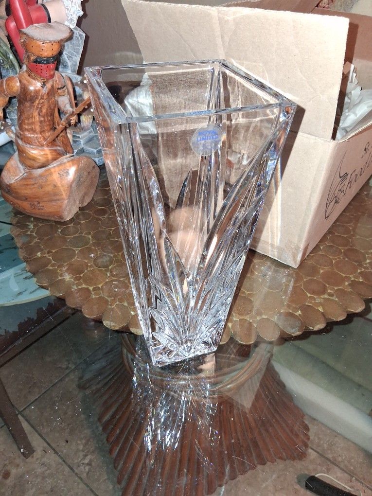 Godinger Shannon Crystal Vase