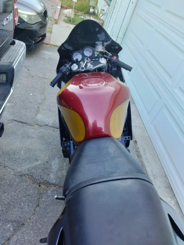 1998 Honda cbr 900rr Honda