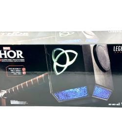 Marvel Legends Series Mjolnir Electronic Hammer - 