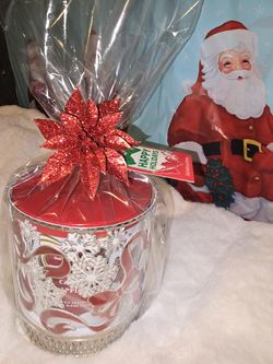 Winter Candy Apple 3 Wick Candle W/holder