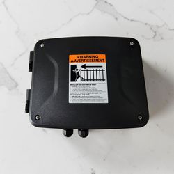 NEW MIGHTY MULE GATE OPENER CONTROL  WITH BOX ENCLOSURE (OEM)