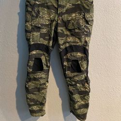 Tactical pants