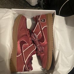 Kobe Dunk Protro Size 11M 