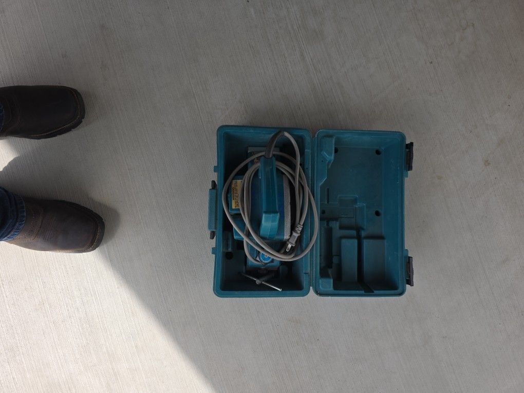 Planer Makita