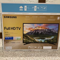 Samsung 32” 4K Smart Tv Like New In Box