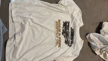 Roam & Seek Supply Co. Graphic T-Shirt