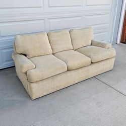Kreiss Collection 3 Seater Sofa Down Feather Cushions