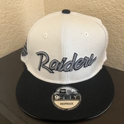 Black & Silver Football-Themed Hat – Pre-Owned, Good Condition