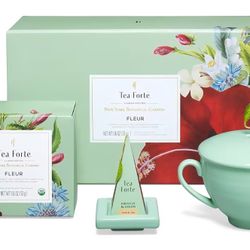 Tea Forte Fleur 3-Piece Premium Tea Gift Set with Pale Mint Green Cafe Cup with Lid, Tea Tray and More