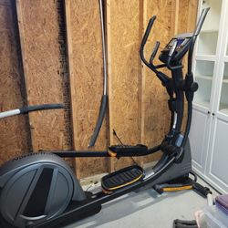 Nordic Track 7.7 Power Incline Eliptical