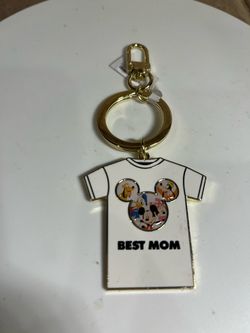 NEW Disney Resort Theme Parks Mickey Mouse & Friends “Best Mom” Keychain/Bag Charm