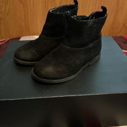 Tenis ,botas De Niña $10 El Par Todos Son #11