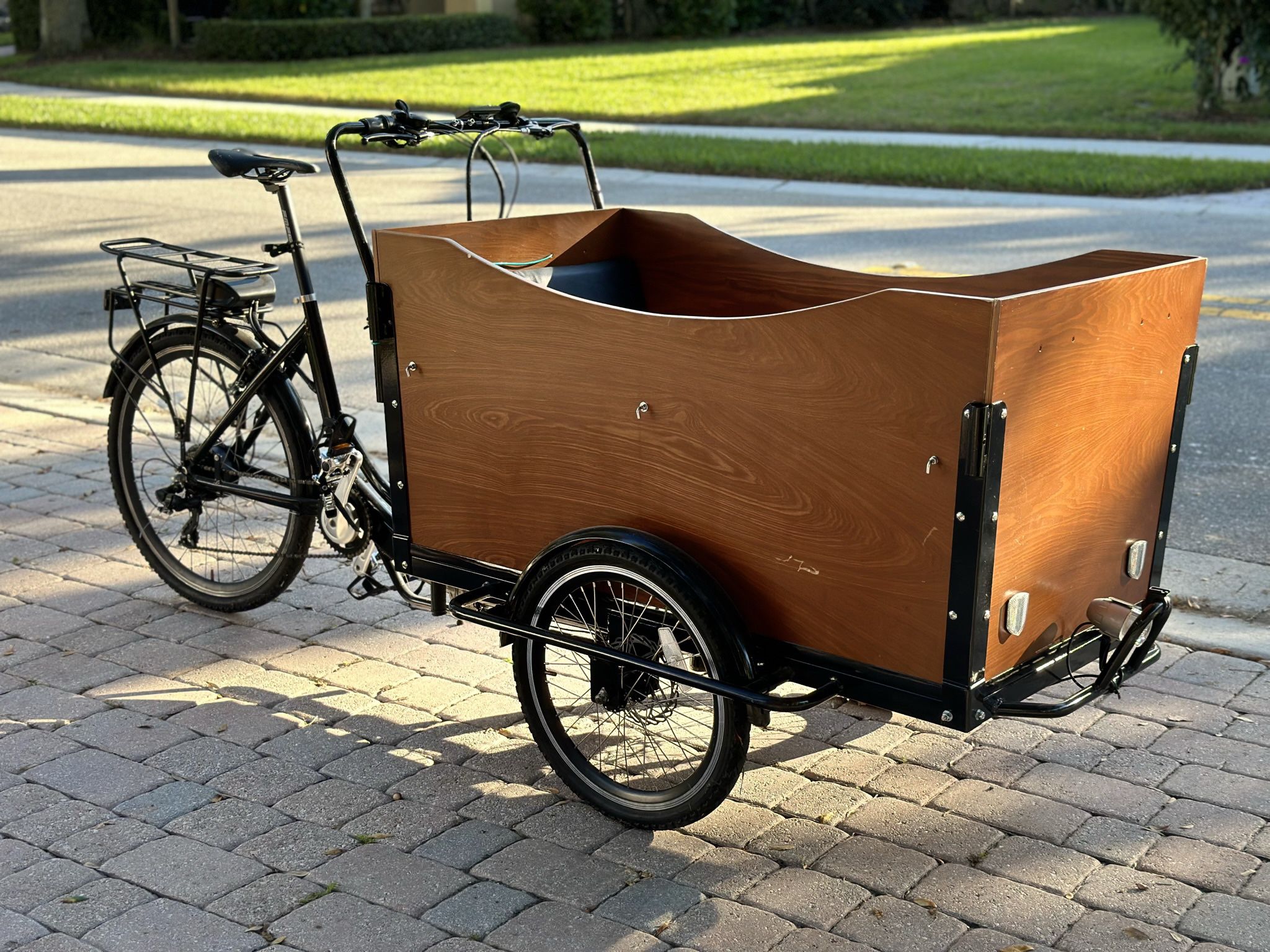 Electric Cargo Bike (original price: $4,500) (battery needs to be replaced) 