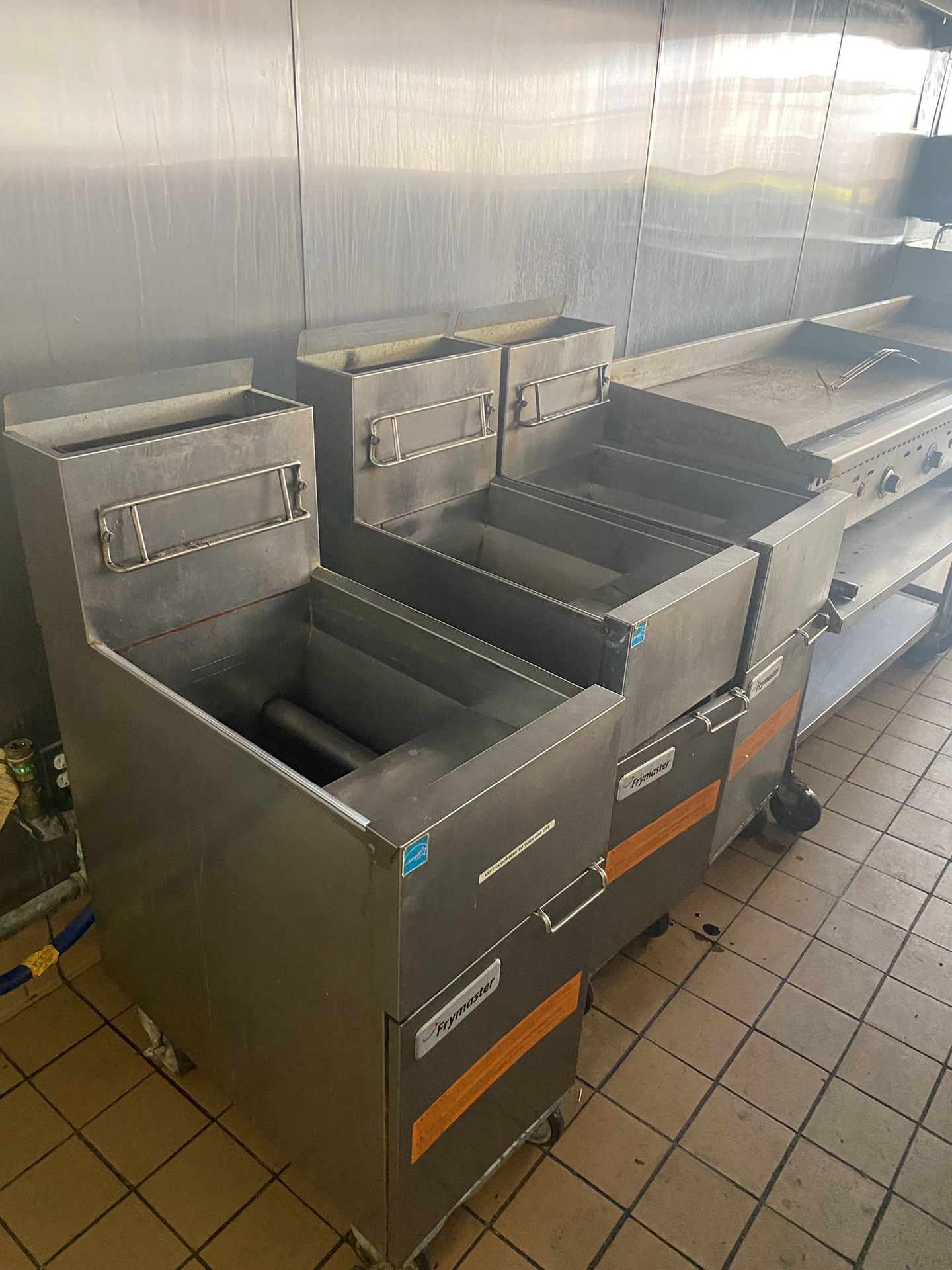40 pound fry master fryers