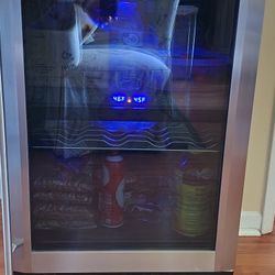 Fridge Magic Chef Dual Zone 23.4" Bottle With Reversible Door