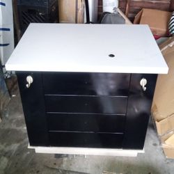 Beauty Salon / Barber Station