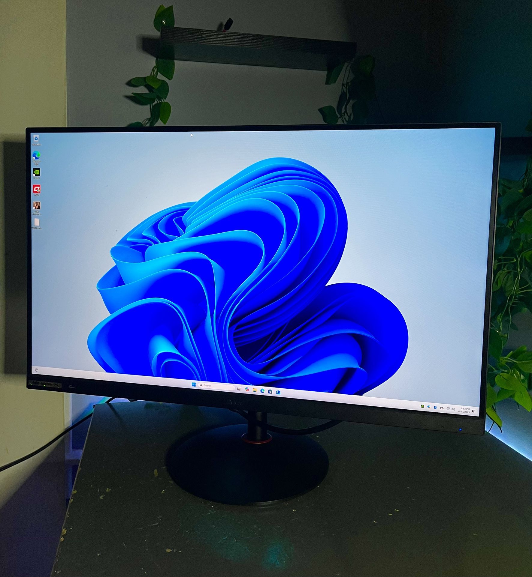 Gaming Monitor 32” 170HZ 1440P