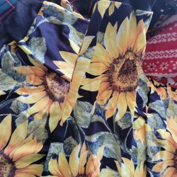 SUNFLOWER Long Sleeve HOODIE  BRAND NEW NEVER WORN 