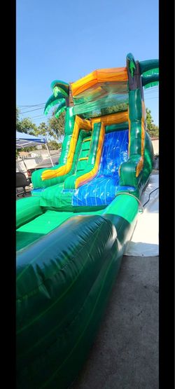Water slide jumper