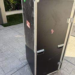 Container / Steel trunk