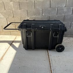 Husky 50 Gallon Mobile Job Box
